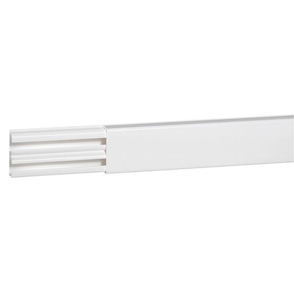 Moulure 32X12,5 +Cloison 3M Blanc legrand 033310