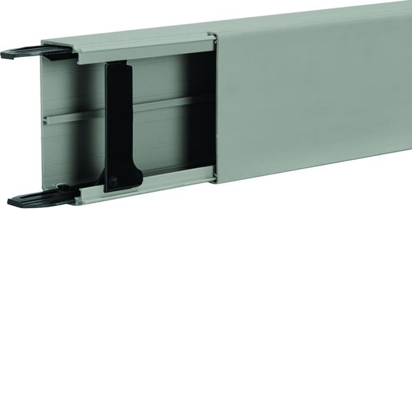 Goulotte lifea PVC h90mm x p40mm + 2 éclisses + 4 agrafes M7248 RAL 7030 gris LFF4009007030