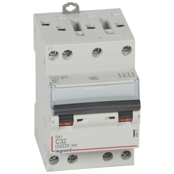 Disjoncteur Dnx³4500 6Ka Borne À Vis 4P 400V~ 32A Courbe C - legrand 406913